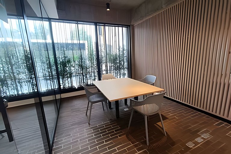 Modern loft with a view of the hills in Chapinero